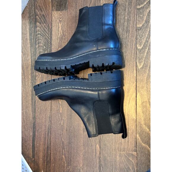 Marc Fisher Padmia Lug Sole
Chelsea Leather Boot Black Size 9 - Picture 5 of 8
